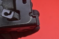 фото thumb №6, Замок крышки задняя багажника lewego створки 8200282303 renault trafic 2 ii