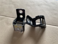 фото thumb №1, Петли дверь правый задняя góra + dół citroen c3 iii 16-23r