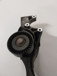 Кронштейн генератора 2.0 cdti opel insignia 55562863 в Украине, фото thumb