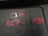 фото thumb №11, Citroen c3 iii решітка середня бампера 9812061877