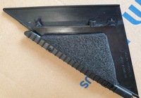 фото thumb №9, Заглушка треугольник зеркало правый перед volvo xc40