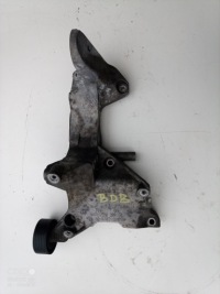 Купить Audi a3 8p golf v 3.2 fsi r32 bdb кронштейн двигателя генератора 022260089m, фото thumb