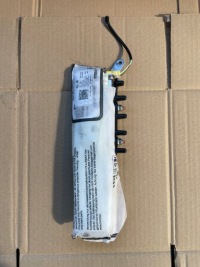 фото thumb №1, Vw passat b8 подушка сидіння права 3g0880242d