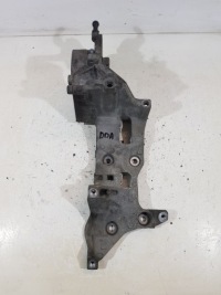 Кронштейн кронштейн генератора 04l903143d vw audi skoda a6 a4 2.0 tdi Киев, фото thumb