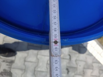 БОЛЬШАЯ ПЛАСТИКОВАЯ БОЧКА 220 л для дождевой воды