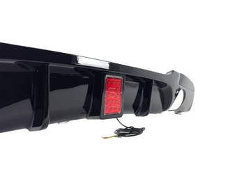 Диффузор Спойлер Задний BMW E90 E91 MP Style LED Черный Глянцевый 0-0