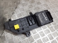 фото thumb №1, Коробка предохранителей opel signum 1.9 ctdi