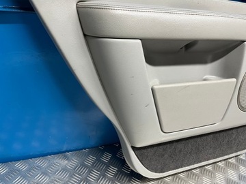 фото thumb №8, Navigator ii 03- боковина оббивка двері лівий зад