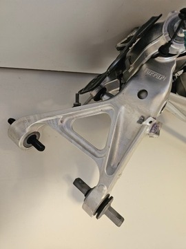 фото thumb №15, Ferrari sf90 stradale f173 поворотна опора лівий перед 343012 multimatic dssv