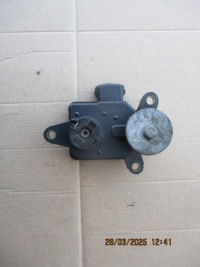 фото thumb №1, Регулятор крышка kia sportage 2.5 crdi 28381-2f000