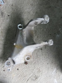 фото thumb №1, Honda civic ix sedan 12-16 кронштейн подушка