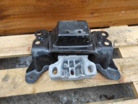 фото thumb №1, Volkswagen audi кронштейн подушка двигателя 5q0199555aa