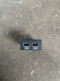 Купити 2015 jeep grand cherokee роз'єм usb 68145567aa, фото thumb