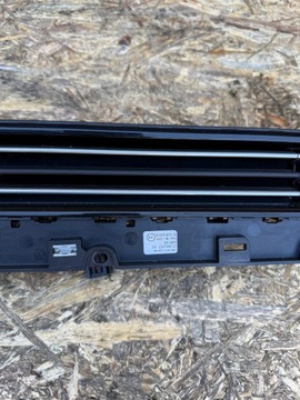 фото thumb №5, Vw passat b8 решётки воздуховод часы комплект eu 3g1858416f