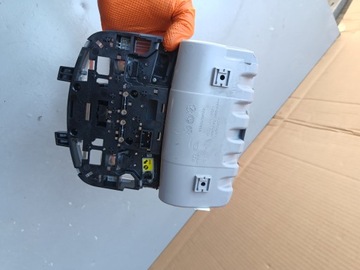 фото thumb №6, Hyundai i30 iii 17 лампа освітлення кабіни бардачок na окуляри 92800-g30xx