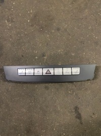 фото thumb №1, Mercedes gle 292 панель переключатель 2929052100