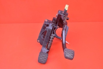 фото thumb №1, Педаль педали сцепление тормоз eu a1692906101 mercedes a-klasa w169 04-12