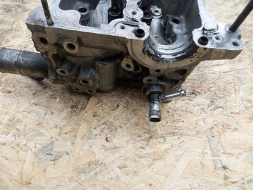 фото thumb №6, Головка двигуна rav4 toyota avensis t27 d4d 1ad