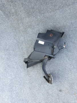 фото thumb №2, Педаль тормоза автомат mercedes w203 c-klasa