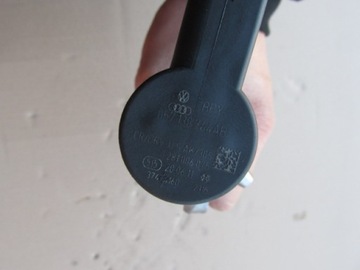 фото thumb №6, Audi q5 i 8r 2012r 2.0 tdi 057130764ab датчик топлива + планка 03l089jpq