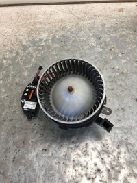 фото thumb №1, Воздуходувка вентилятор audi a4 b8 lift 8t0820521f