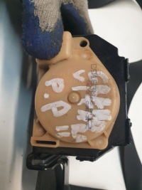 фото thumb №5, Pas безопасности передний перед правый suzuki grand vitara ii 84920-65j0