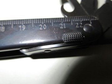 VICTORINOX WIELOFUNKCYJNE KOMBINERKI KIESZONKOWE