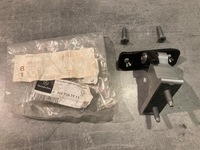 фото thumb №1, Петля лівий a2057207711 mercedes w205 w213 новий