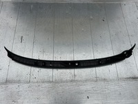 фото thumb №1, Панель под лобовым стеклом audi a8 d2 рестайлинг