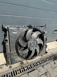 фото thumb №7, Радиатор с вентилятор mercedes ml w164, r w251