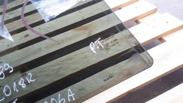 фото thumb №7, A4 b9 8w s4 скло двері права зад sedan as3 18r