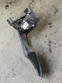 фото thumb №1, Opel zafira b потенціометр педаль газу 13125115