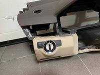 фото thumb №5, Mercedes w212 приборная панель кожа коричневая obszywana подушка безопасности