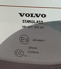 фото thumb №4, Кришка багажника скло задня задня volvo c30 комплектна