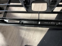 фото thumb №9, Toyota rav4 v решітка середня бампера перед 53112-42110