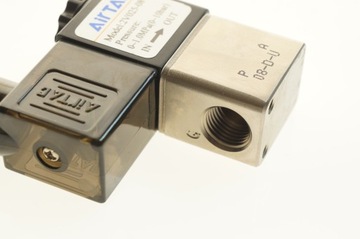 ЭЛЕКТРОМАГНИТНЫЙ КЛАПАН AIRTAC 2V025-08 2/2 -1/4- 12 В постоянного тока