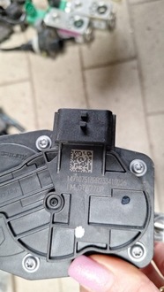 фото thumb №7, Дроссельная заслонка renault austral rafale оригинальный номер 147107518r