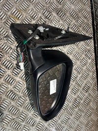 фото thumb №1, Toyota auris ii e18 зеркало наружное правое lift