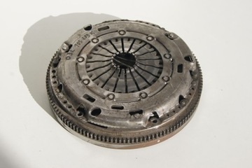 фото thumb №1, Audi a3 1.4tfsi колесо двухмассовый прижим 03c105273k