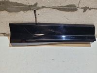 фото thumb №1, Планка дверь правые зад audi q3 ii 83a