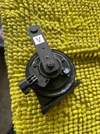 фото thumb №1, Jaguar xe клаксон новий оригінал