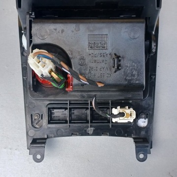 фото thumb №7, Vw golf v пепельница бардачок перед 1k0857961