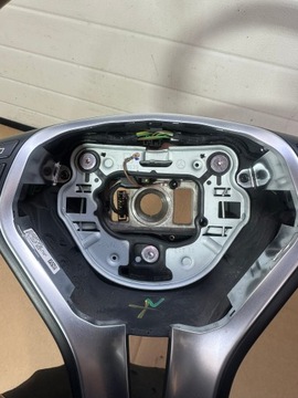 фото thumb №11, Кермо, дерево, шкіра, пелюстки mercedes cls w218, e клас w212