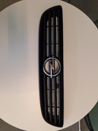 фото thumb №1, Opel zafira a решётка радиатора решётка радиатора 90580679