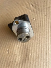 фото thumb №1, Клапан электромагнитный mercedes a klasa оригинальный номер w176 a2709820503