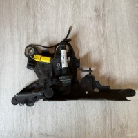 фото thumb №1, Петля капот правый патрон bmw x1 f48