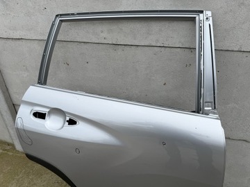 фото thumb №2, Дверь toyota corolla cross зад правый задние правые