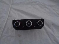 фото thumb №1, Renault clio iv панель кондиціонера