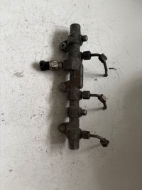 Купити Alfa romeo 156 2001 0445214009 молдинг упорскування 0445214009, фото thumb