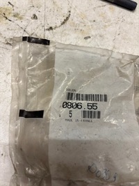 фото thumb №2, Болт ролики натяжителя - peugeot оригинальный номер 0806.55